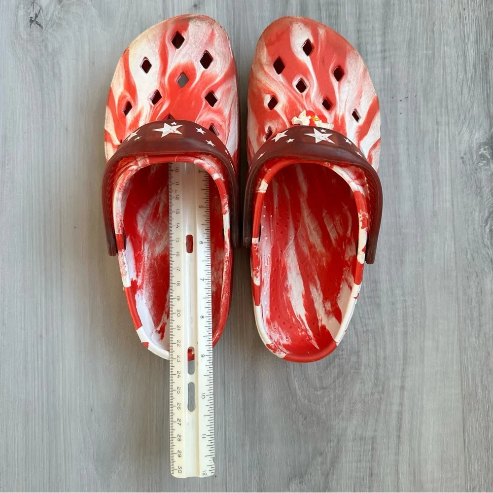 Airwalk red pattern